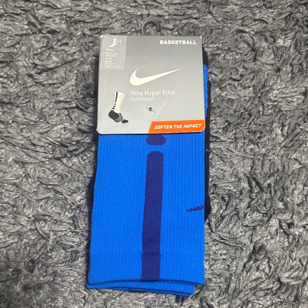 Nike Hyper Elite Cushioned Crew Socks - Royal Blue with Navy Stripe